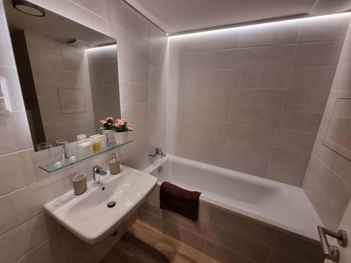 Rivercity Apartments بودابست المظهر الخارجي الصورة